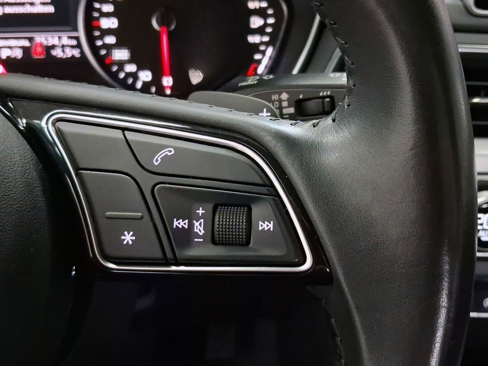 Audi A4 Av. 40 TFSI Sport,1.Hand,Navi,Pano,AHK,S-Heft foto 18