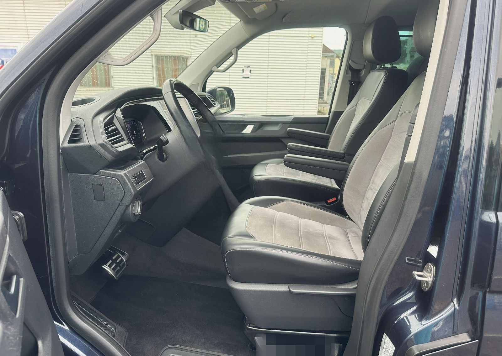 Volkswagen T6.1 Multivan GenerationSIX 2.0TDI 4Motion STDHZ foto 12