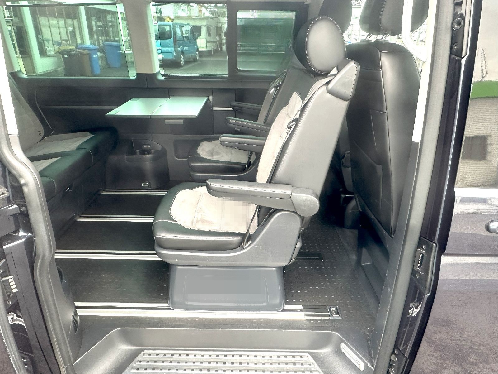Volkswagen T6.1 Multivan GenerationSIX 2.0TDI 4Motion STDHZ foto 9