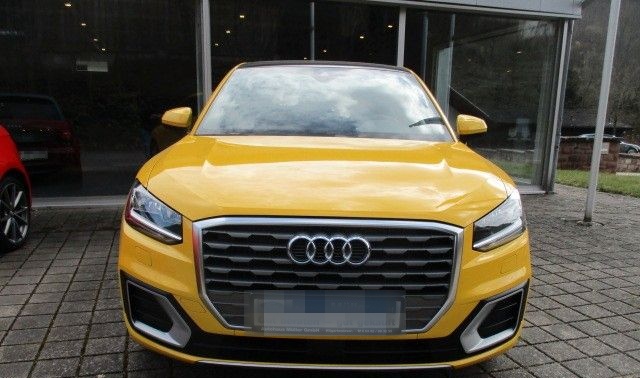 Audi Q2 35 TFSI SPORT /ACC-NAVI-DAB\ foto 2