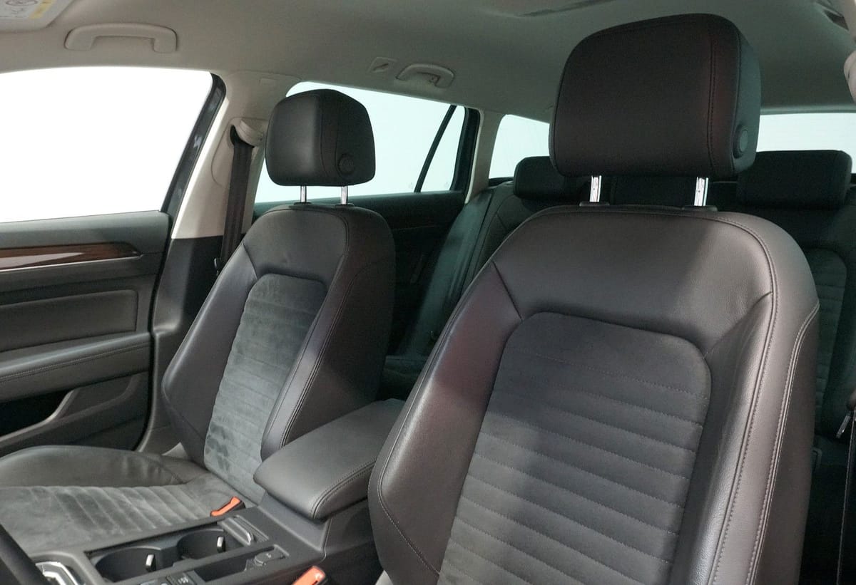 Volkswagen Passat Variant Highline 2.0 TSI 4Motion RFK AHK foto 11