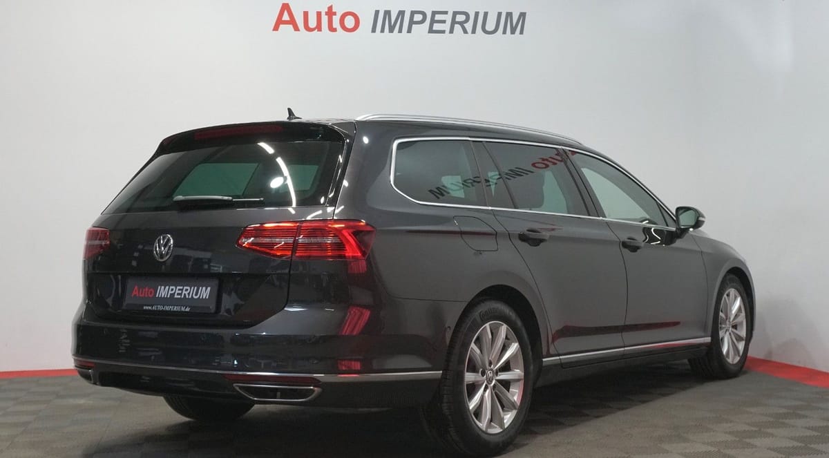 Volkswagen Passat Variant Highline 2.0 TSI 4Motion RFK AHK foto 5