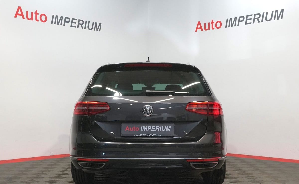 Volkswagen Passat Variant Highline 2.0 TSI 4Motion RFK AHK foto 6