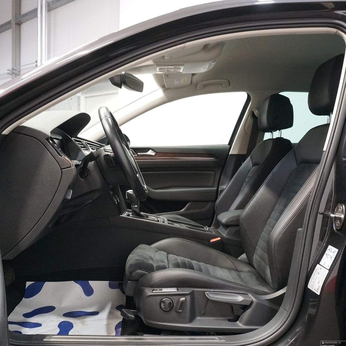 Volkswagen Passat Variant Highline 2.0 TSI 4Motion RFK AHK foto 9