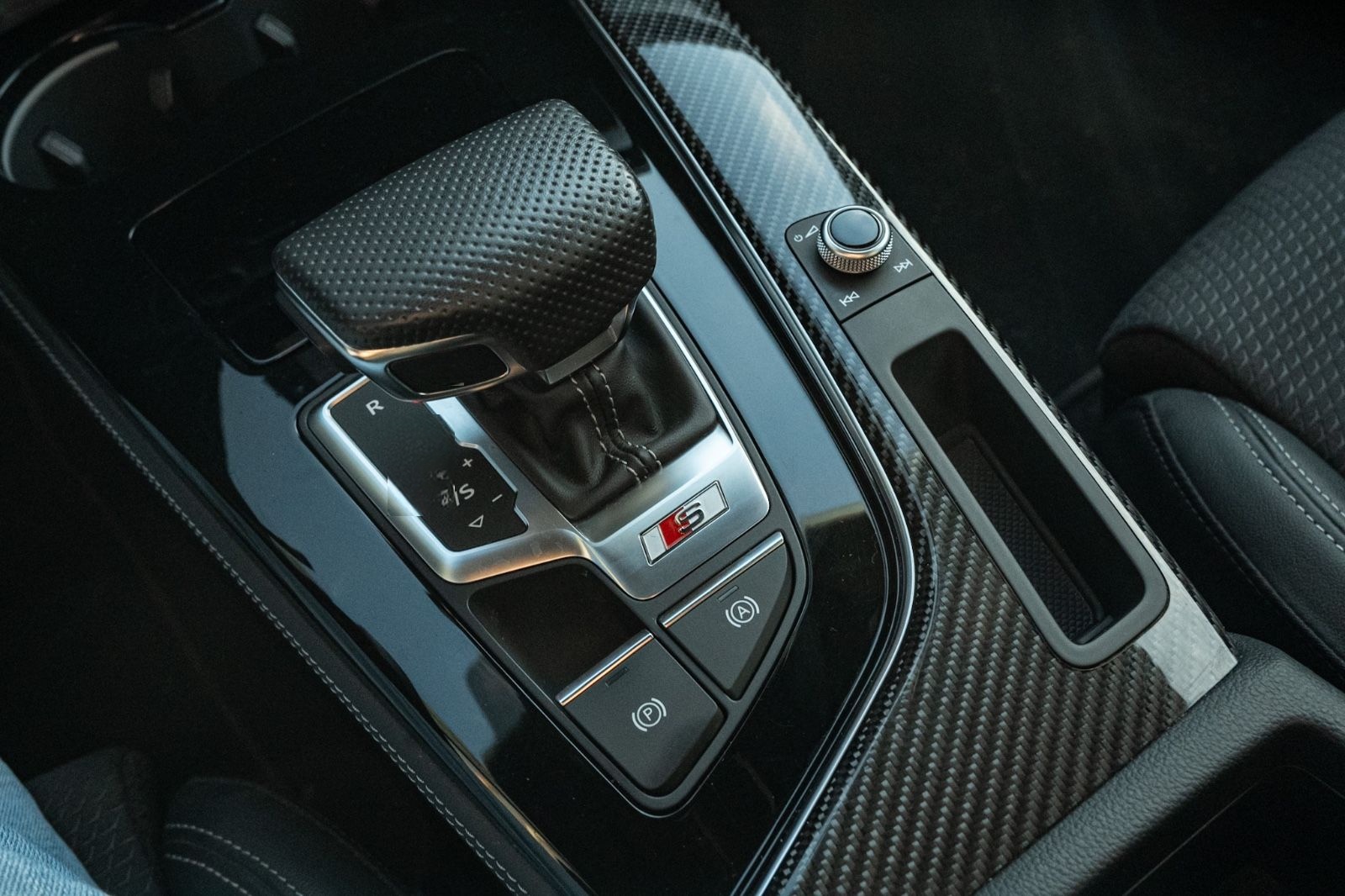 Audi S4 Avant 3.0 TDI quattro foto 14