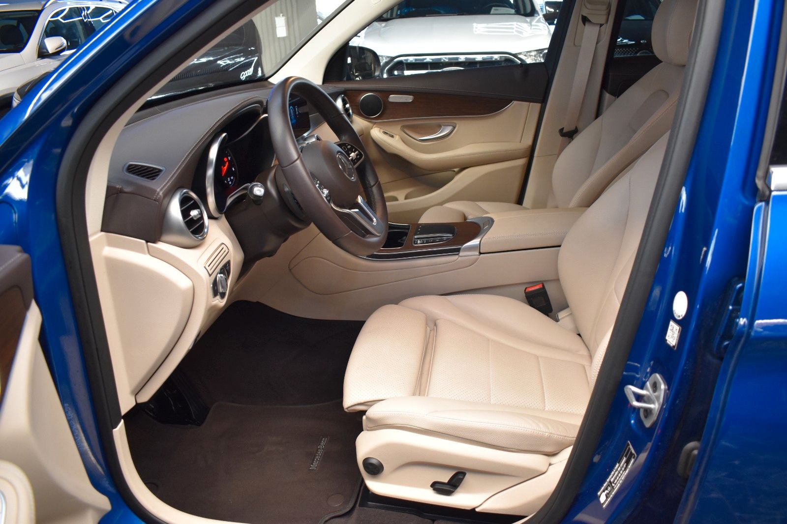 Mercedes-Benz GLC 200 d 4Matic*KAMERA*LEDER*NAVI*SHZ*LEDER*PDC foto 8