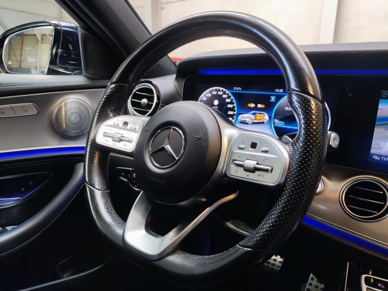 Mercedes-Benz E 400 d 4Matic*AMG Line*Burmester*Multibeam LED foto 14