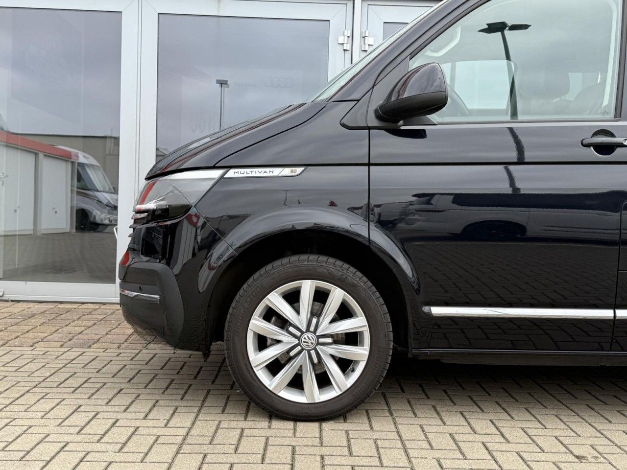 Volkswagen T6.1 Multivan Generation SIX 2.0 TDI STHZ, ACC, foto 7