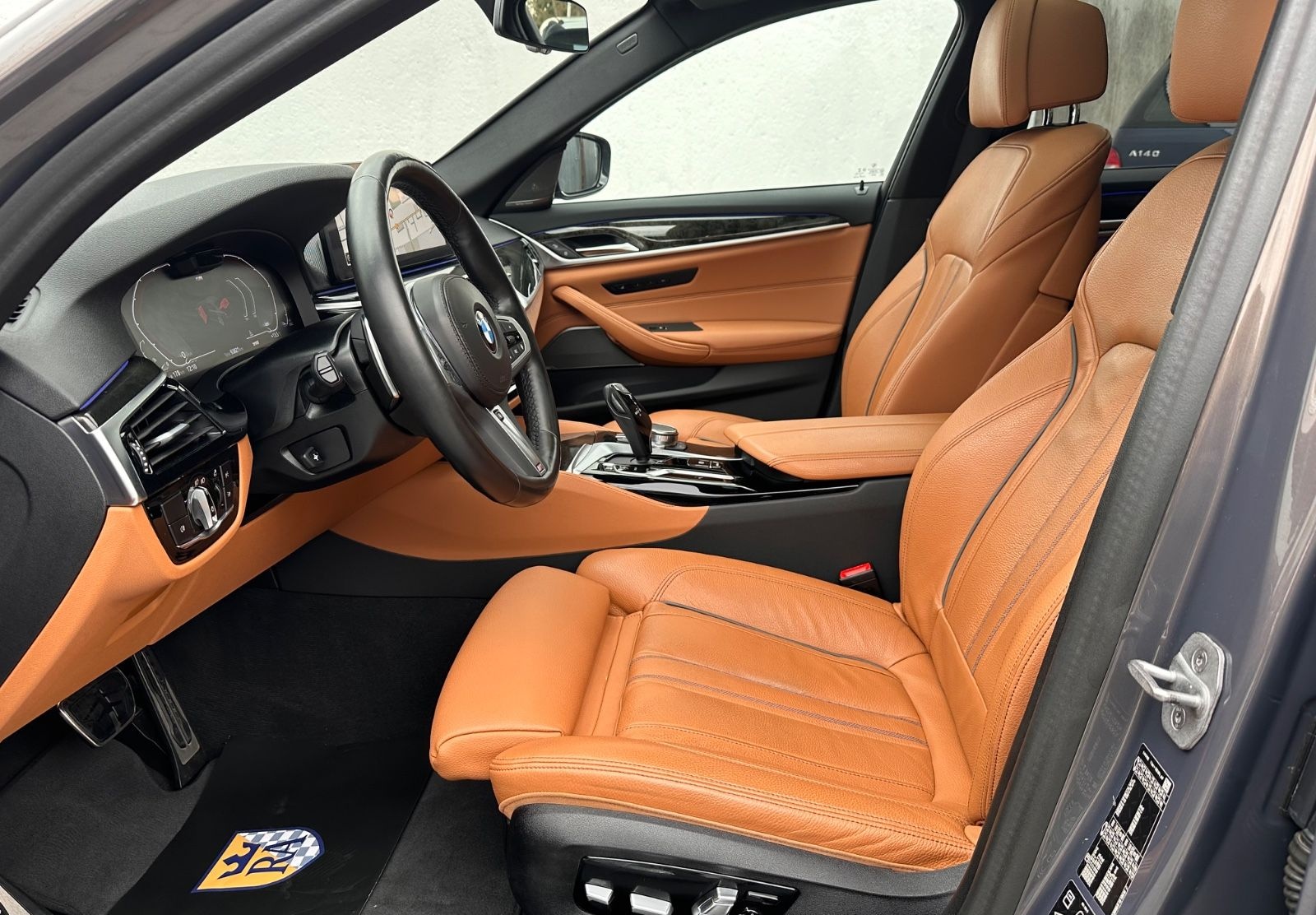 BMW 530d xDrive Lim. M-Sport/HUD/H&K/MASSAGE/KAMERA foto 20