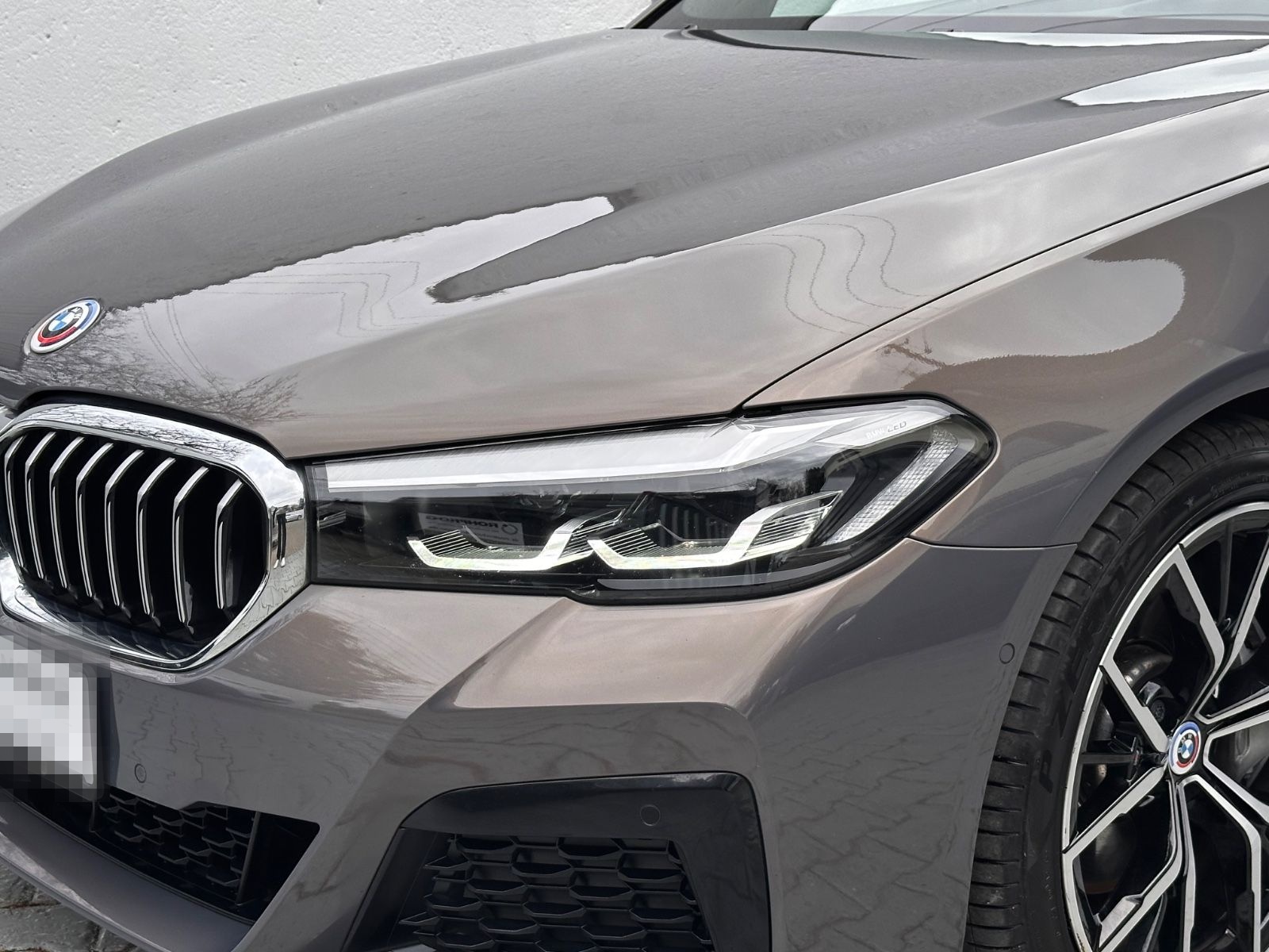BMW 530d xDrive Lim. M-Sport/HUD/H&K/MASSAGE/KAMERA foto 4