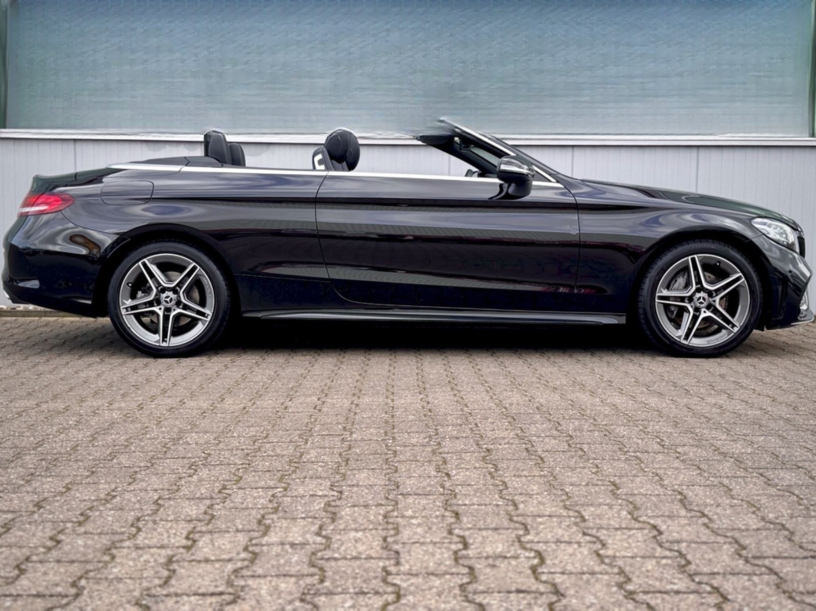 Mercedes-Benz C 180 Cabriolet AMG-Line *NAV|ASSIST|CAM|AIRCAP* foto 24