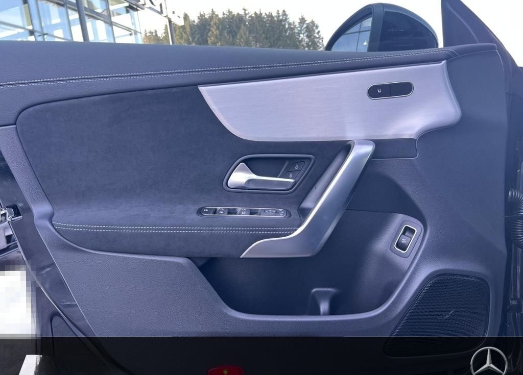 Mercedes-Benz CLA 200 SB AMG+PANO+MULTIBEAM+DISTRONIC+KEYLESS+ foto 4