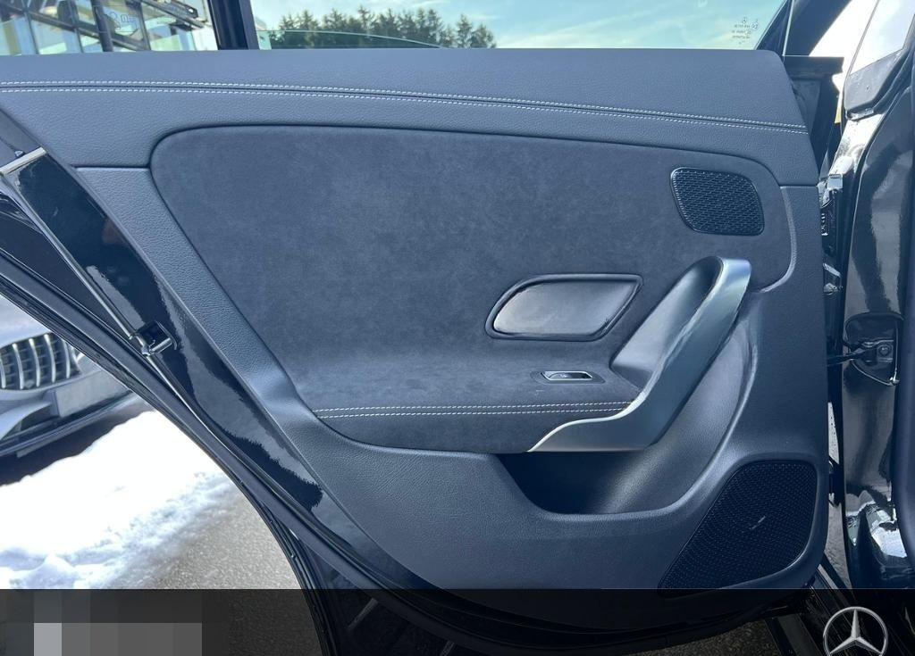 Mercedes-Benz CLA 200 SB AMG+PANO+MULTIBEAM+DISTRONIC+KEYLESS+ foto 6