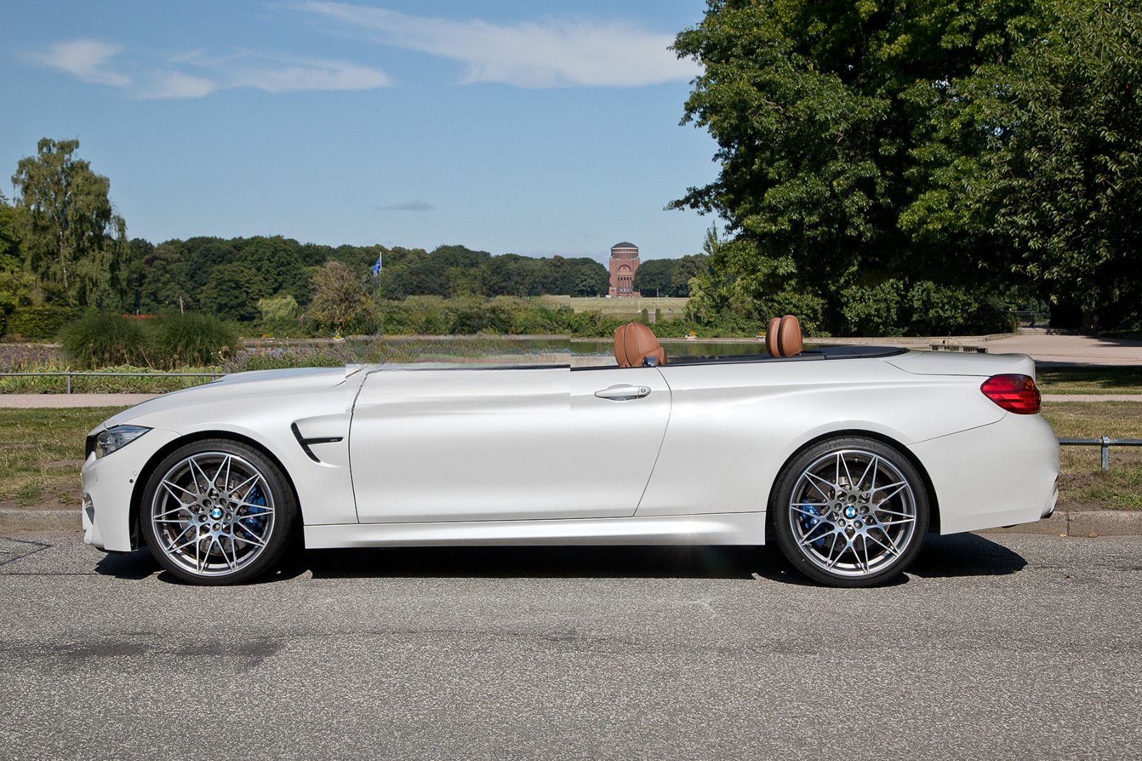 BMW M4 Competition Cabrio  im Top-Zustand mit 557 PS foto 2