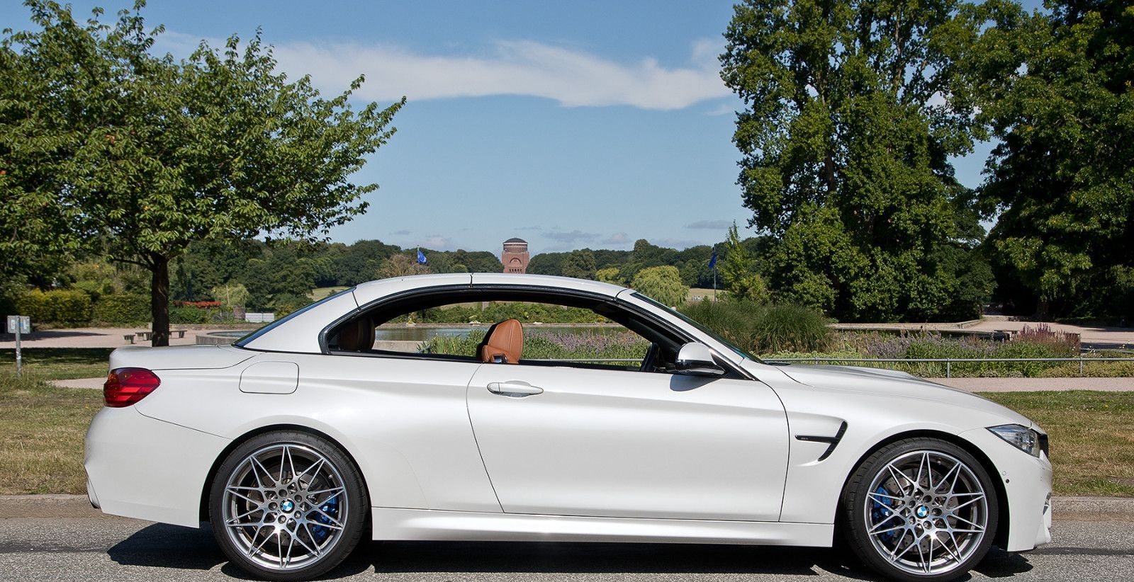 BMW M4 Competition Cabrio  im Top-Zustand mit 557 PS foto 4