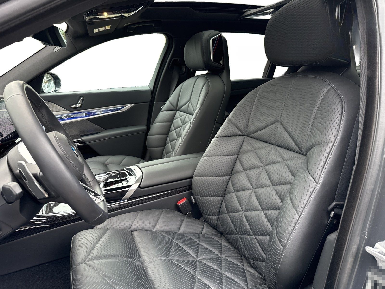 BMW 740d xDrive M SPORT FondEnt,SkyL,StHz,DAPro foto 7