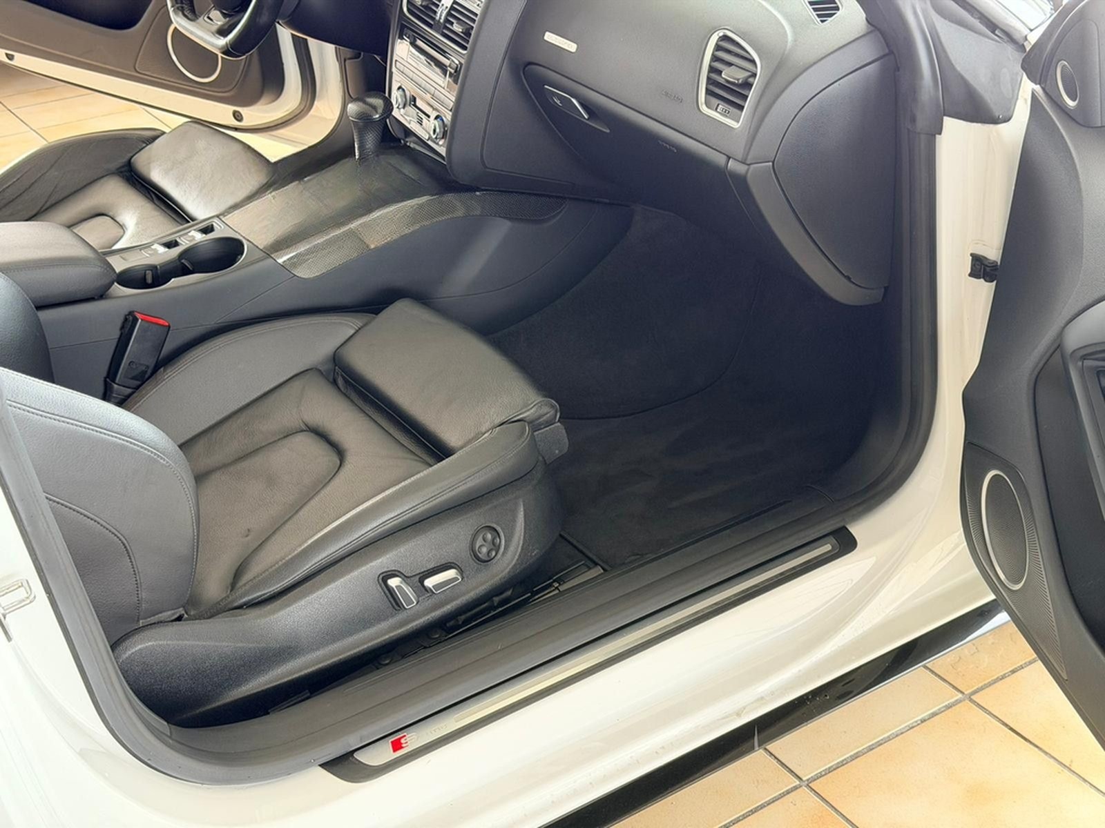 Audi A5 2.0 TFSI Quattro Cabrio 3x S-Line B&O TOTW foto 42