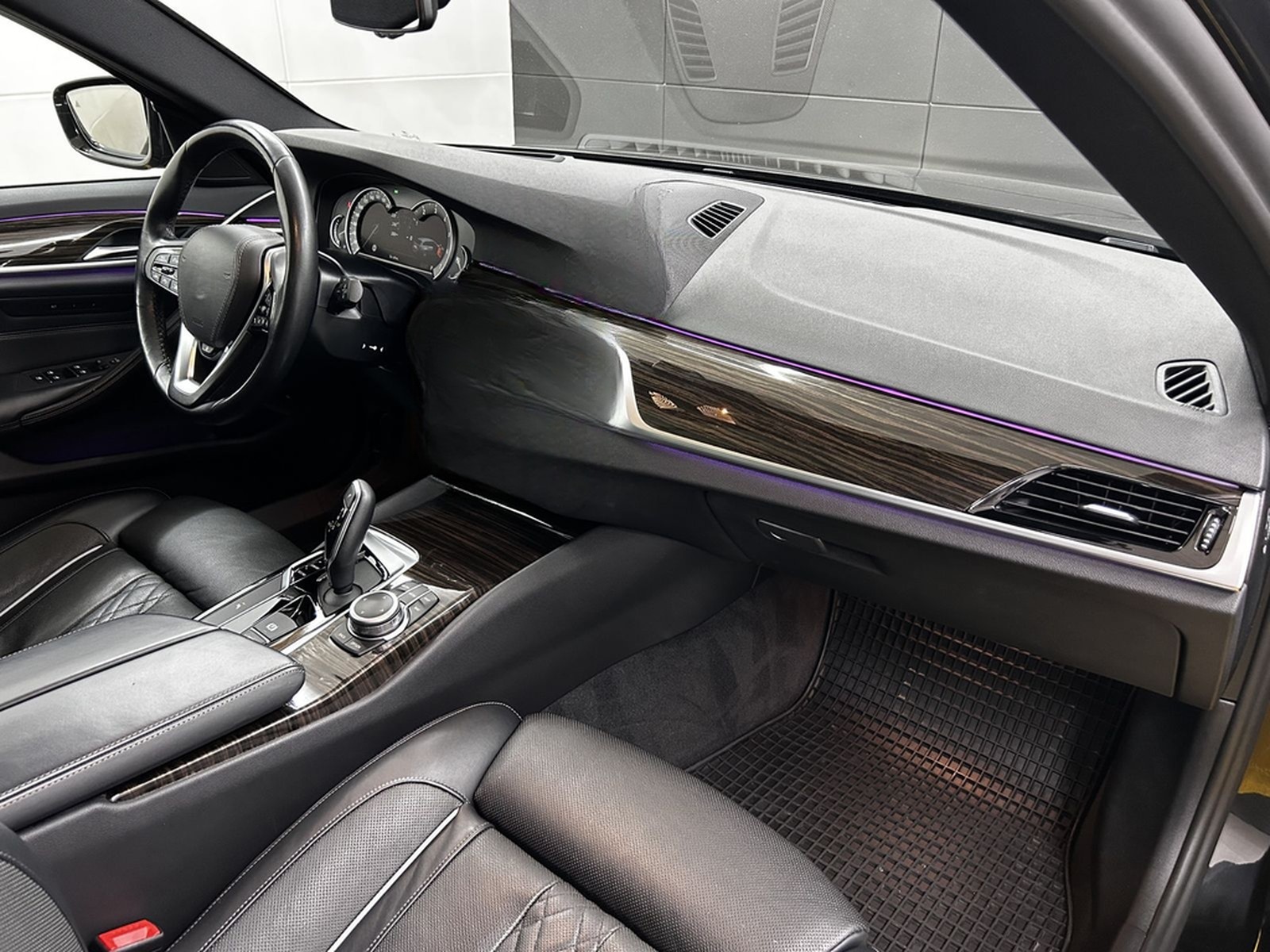 BMW 540 i xDrive+ACC+Pano+Head-Up+Ambiente+Memo+Kam foto 11