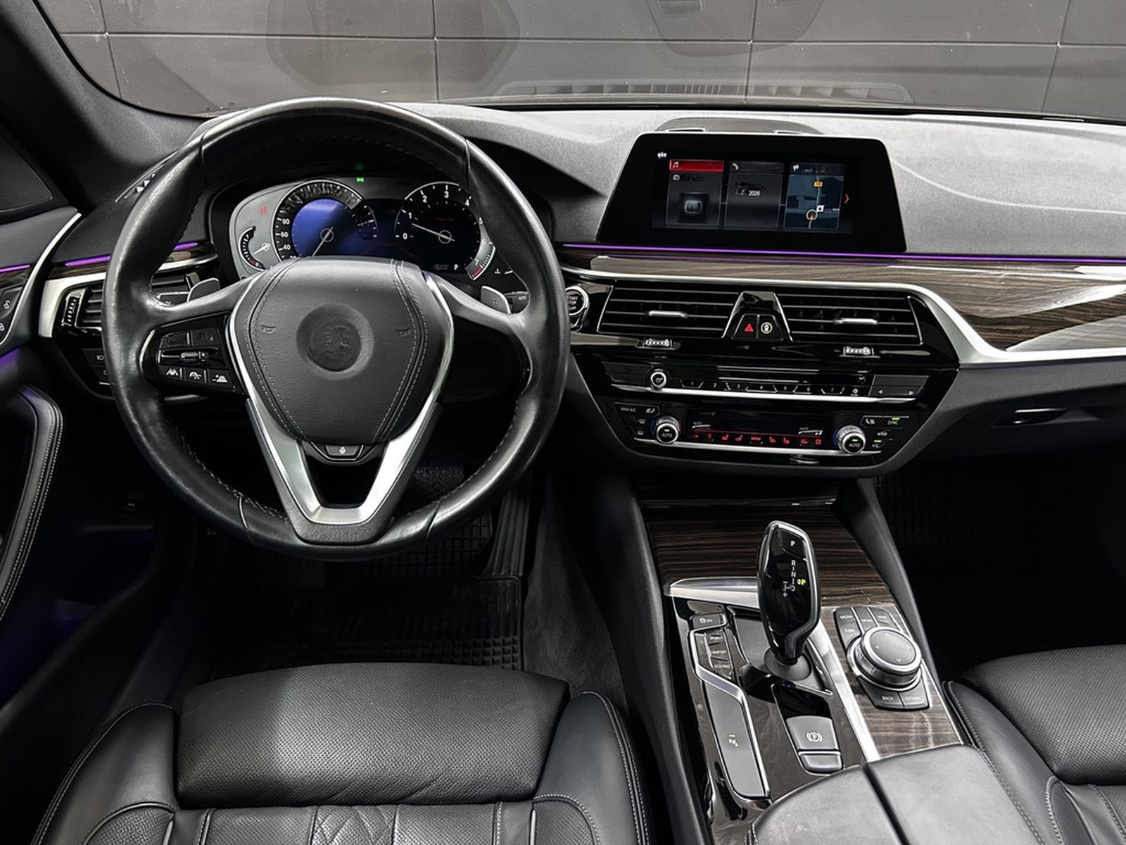 BMW 540 i xDrive+ACC+Pano+Head-Up+Ambiente+Memo+Kam foto 12