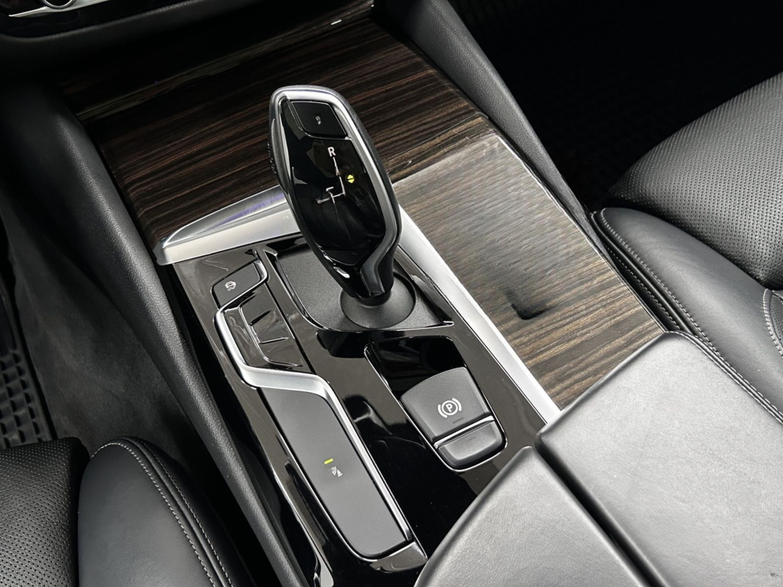 BMW 540 i xDrive+ACC+Pano+Head-Up+Ambiente+Memo+Kam foto 18