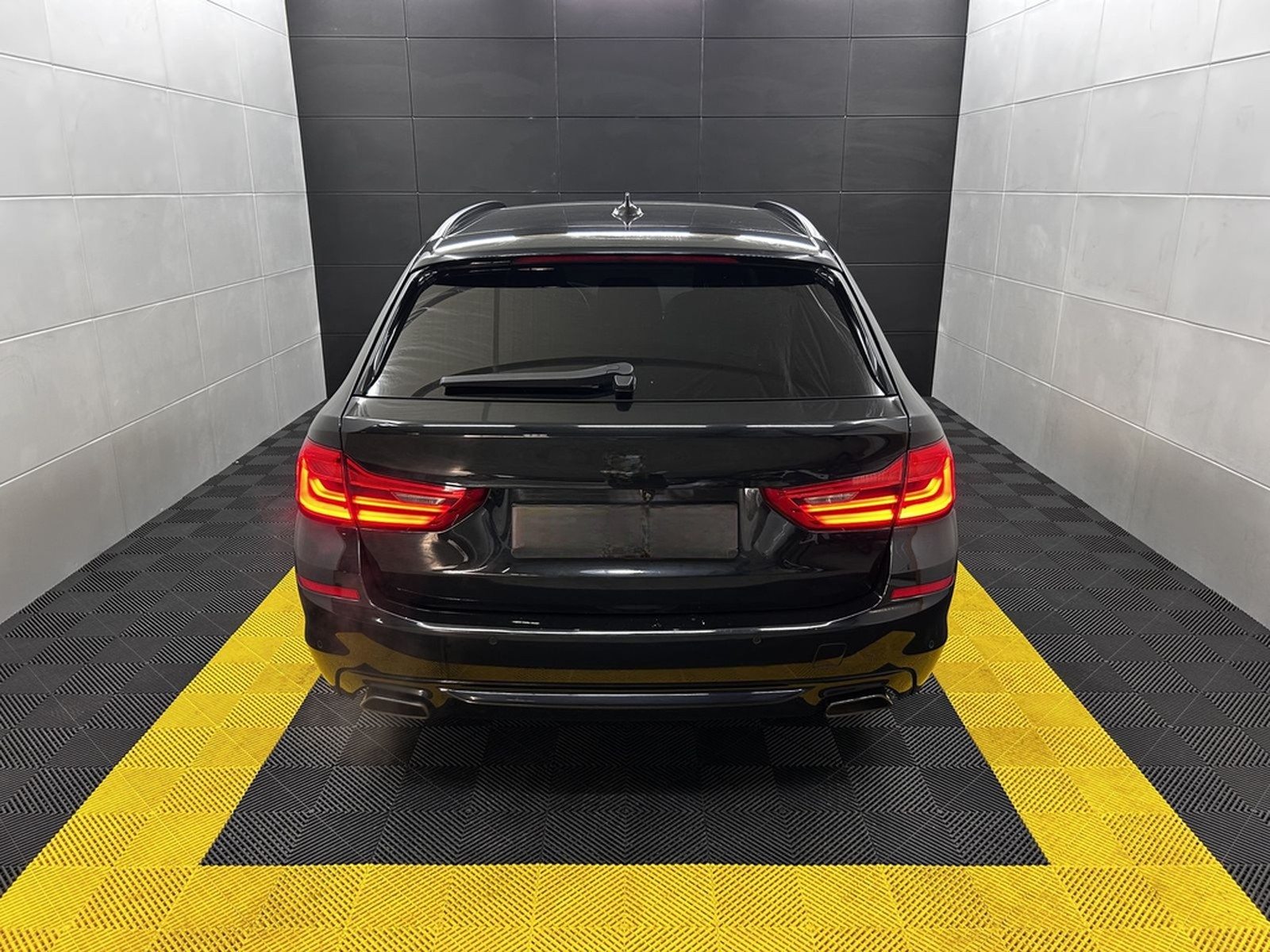 BMW 540 i xDrive+ACC+Pano+Head-Up+Ambiente+Memo+Kam foto 6
