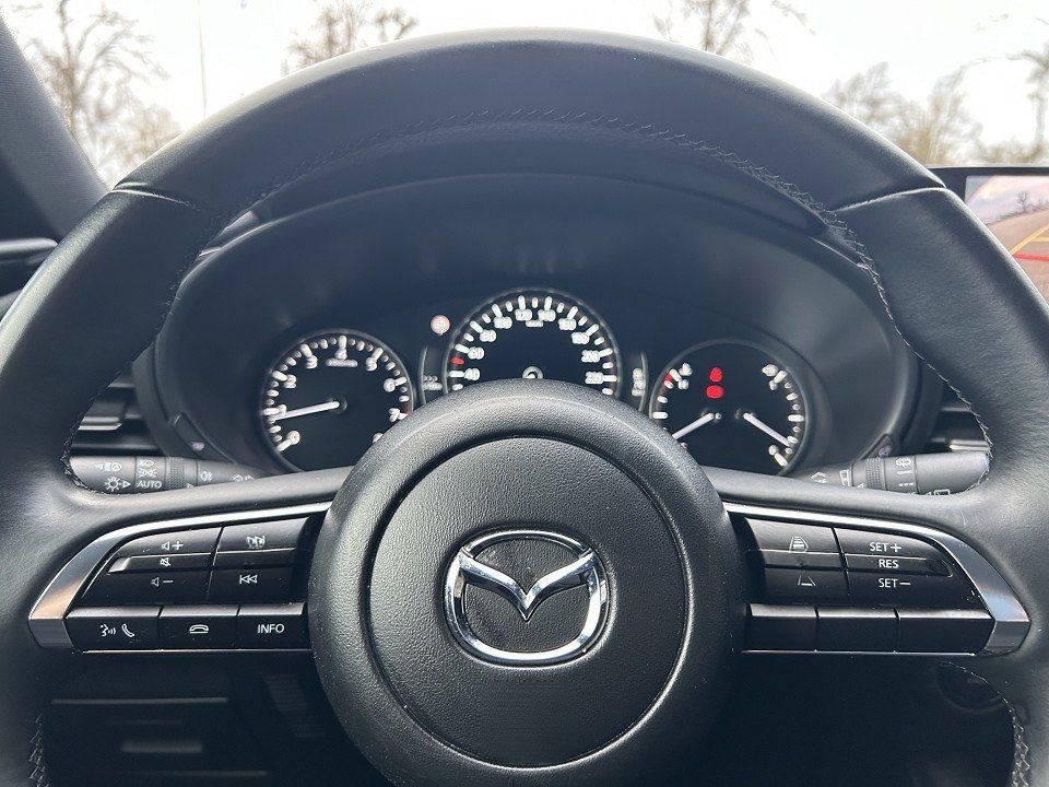 Mazda 3 SKYACTIV-G 2.0 150PS M Hybrid 2.0L e-SKYACTIV  foto 12