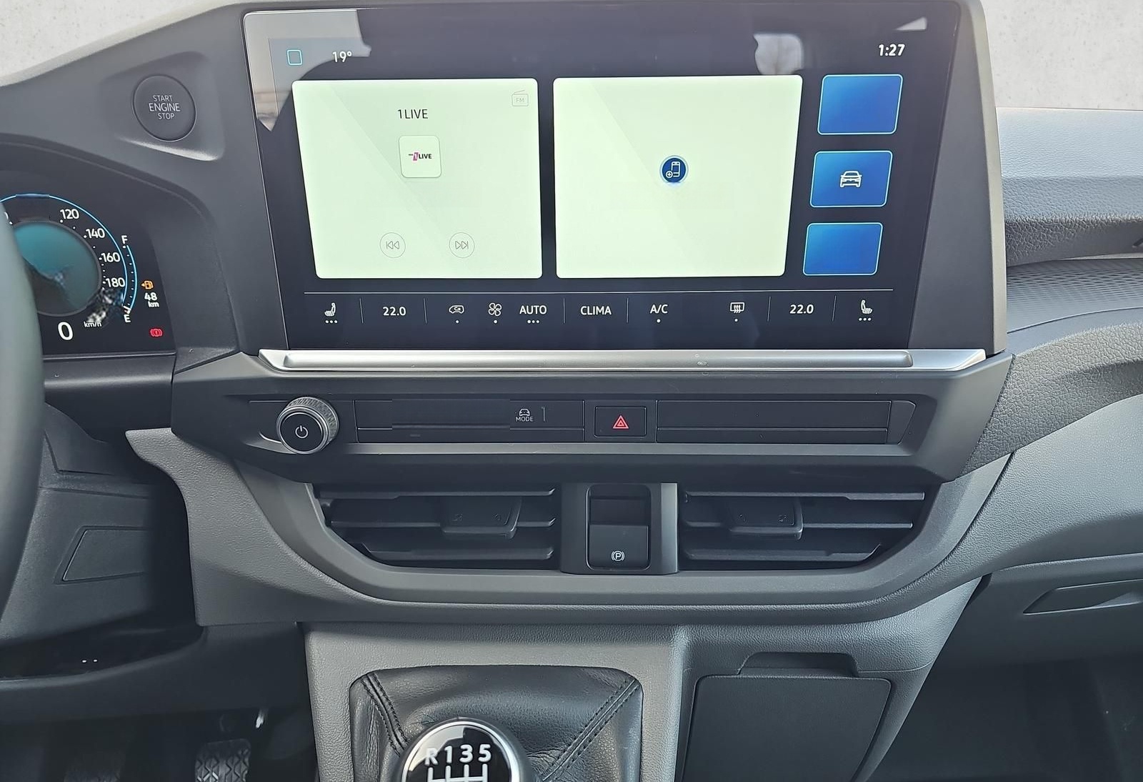 Volkswagen T7 Caravelle 2.0 TDI lang 5JGar Kamera KeylessGo foto 13