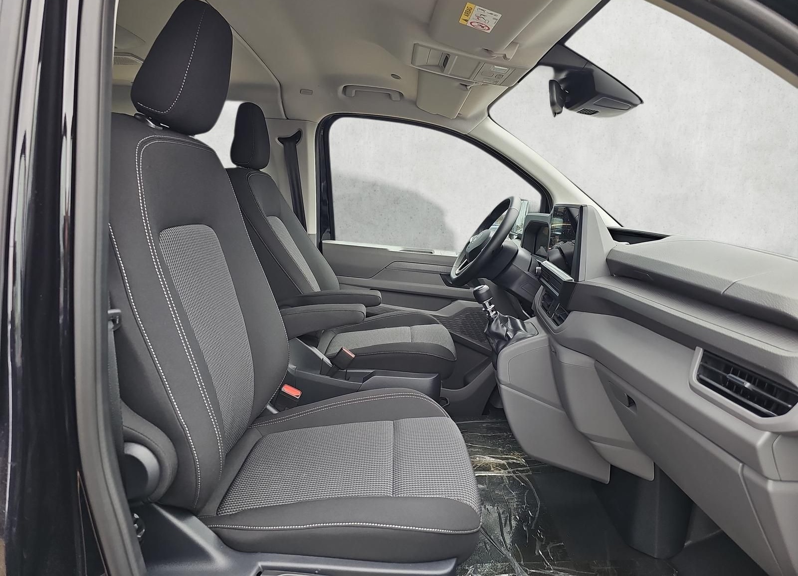 Volkswagen T7 Caravelle 2.0 TDI lang 5JGar Kamera KeylessGo foto 11