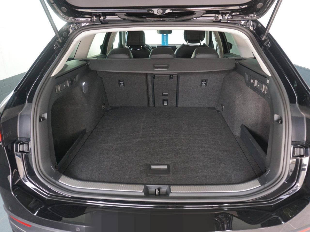 Volkswagen Passat Business 2.0 TDI 7-Gang DSG LED foto 16