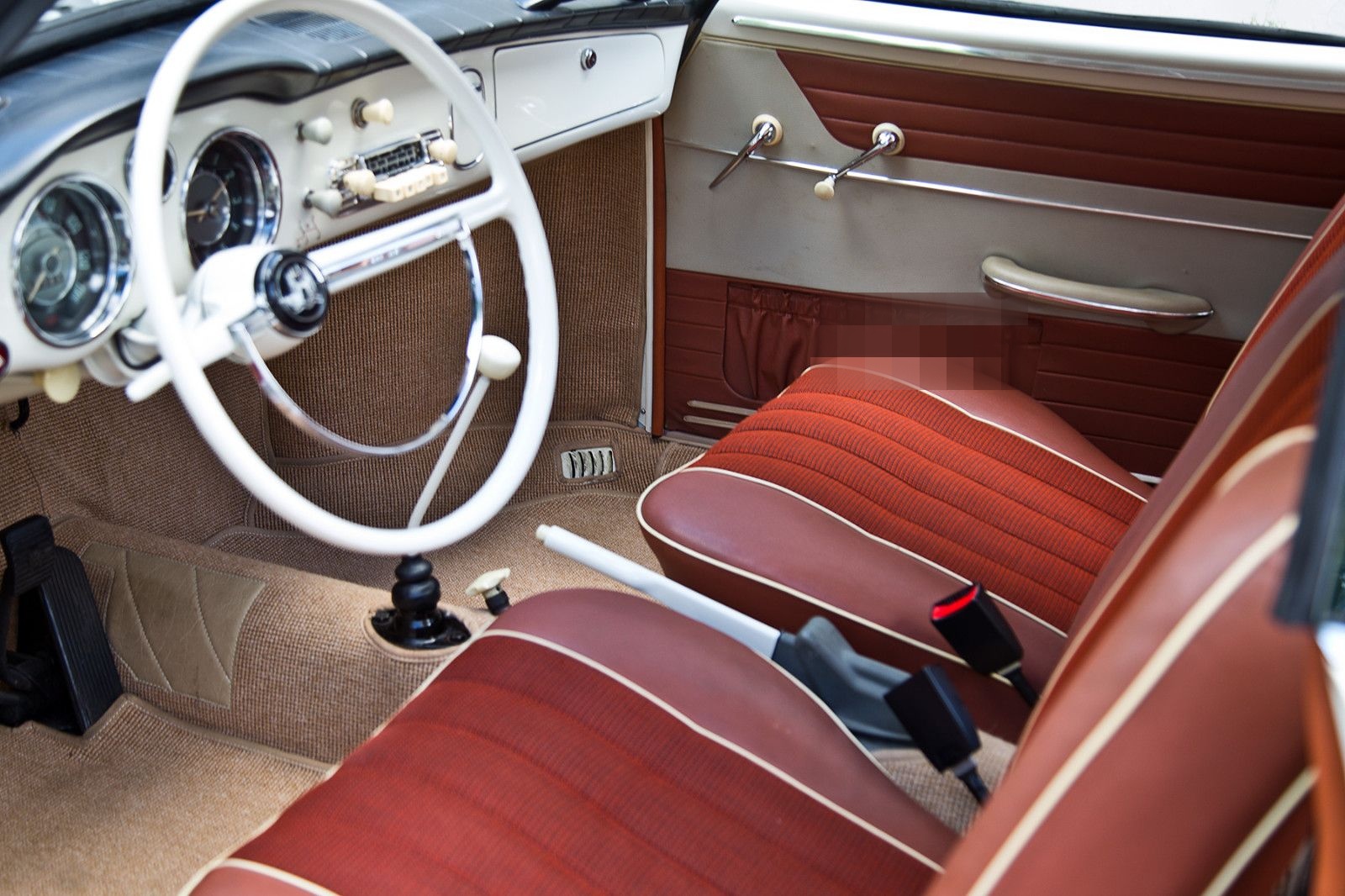 Volkswagen Karmann Ghia foto 15