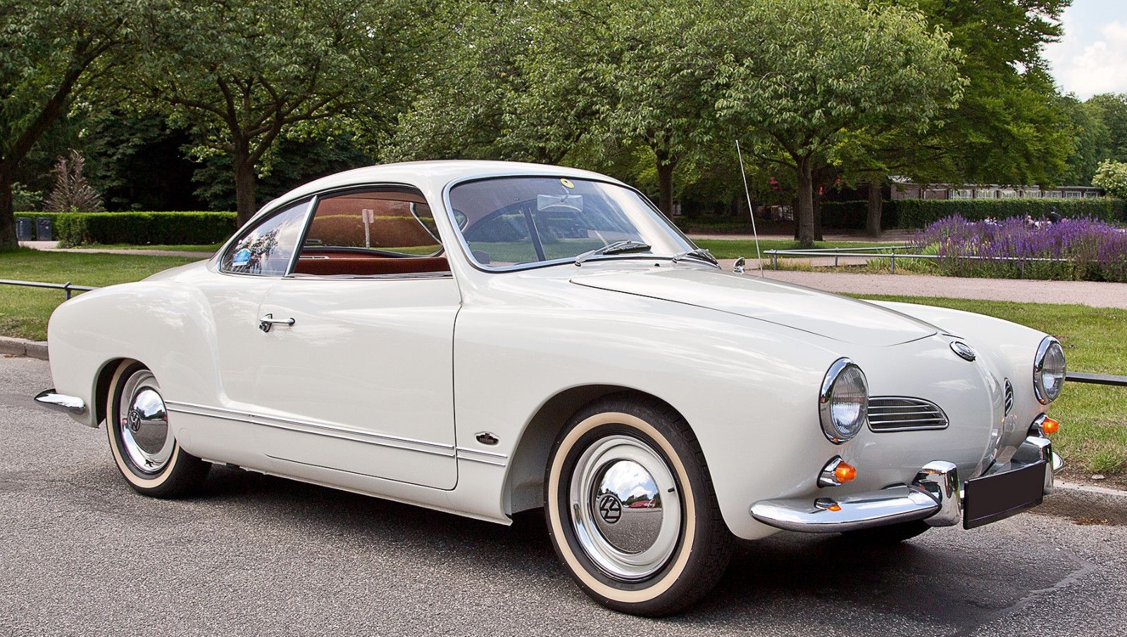 Volkswagen Karmann Ghia foto 5