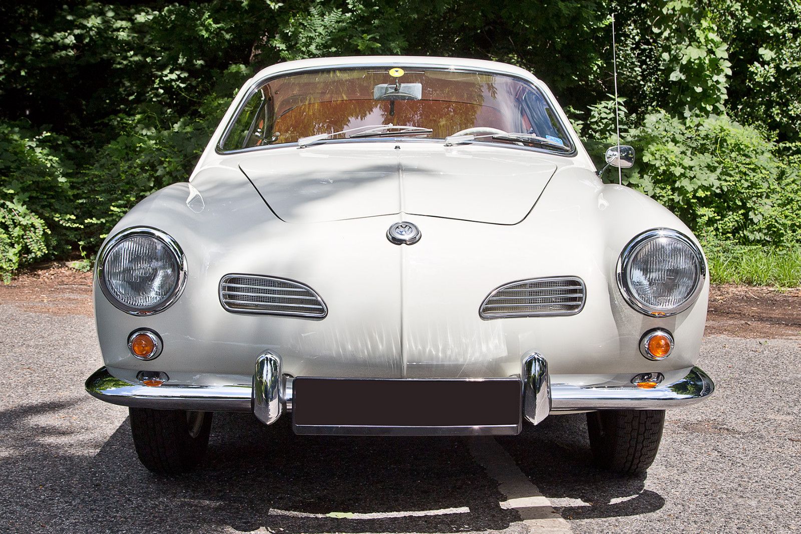 Volkswagen Karmann Ghia foto 8