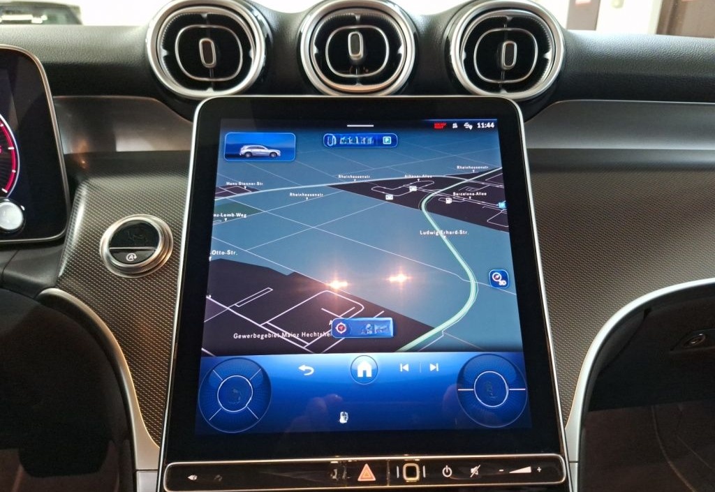 Mercedes-Benz GLC 220 d 4MATIC ACC AHK AUT Kam. KeyLess KlimaA foto 22