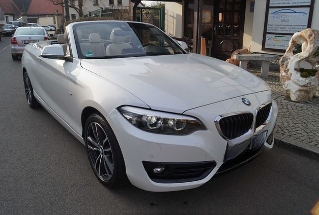 BMW 220 i Navi-LED-Leder-Kamera-Verkehrsz.-WR-Sitzh. foto 15