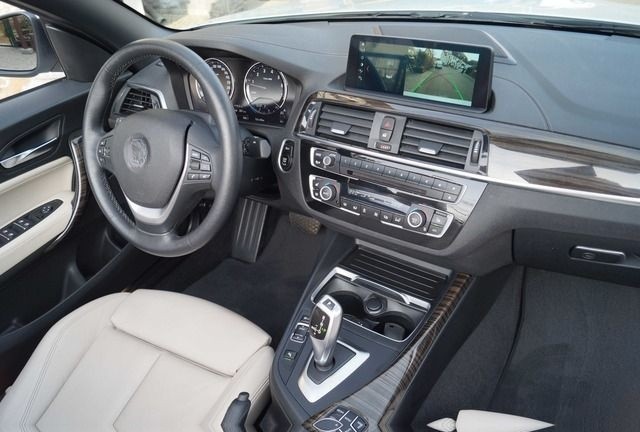 BMW 220 i Navi-LED-Leder-Kamera-Verkehrsz.-WR-Sitzh. foto 6