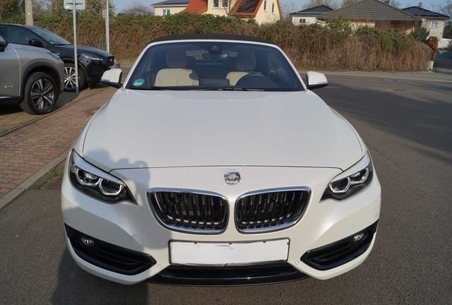 BMW 220 i Navi-LED-Leder-Kamera-Verkehrsz.-WR-Sitzh. foto 7