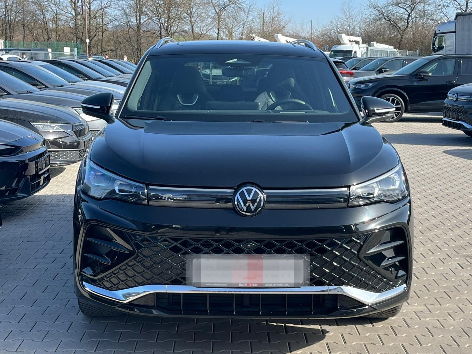 Volkswagen Tiguan 2.0 TDI 4M R-Line PANO*H&K*AHK*MATRIX*20" foto 8