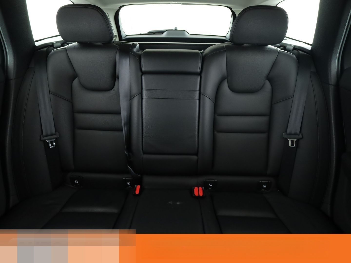 Volvo V60 2.0 B5 Mild-Hybrid Inscription AWD Aut*NAVI* foto 16