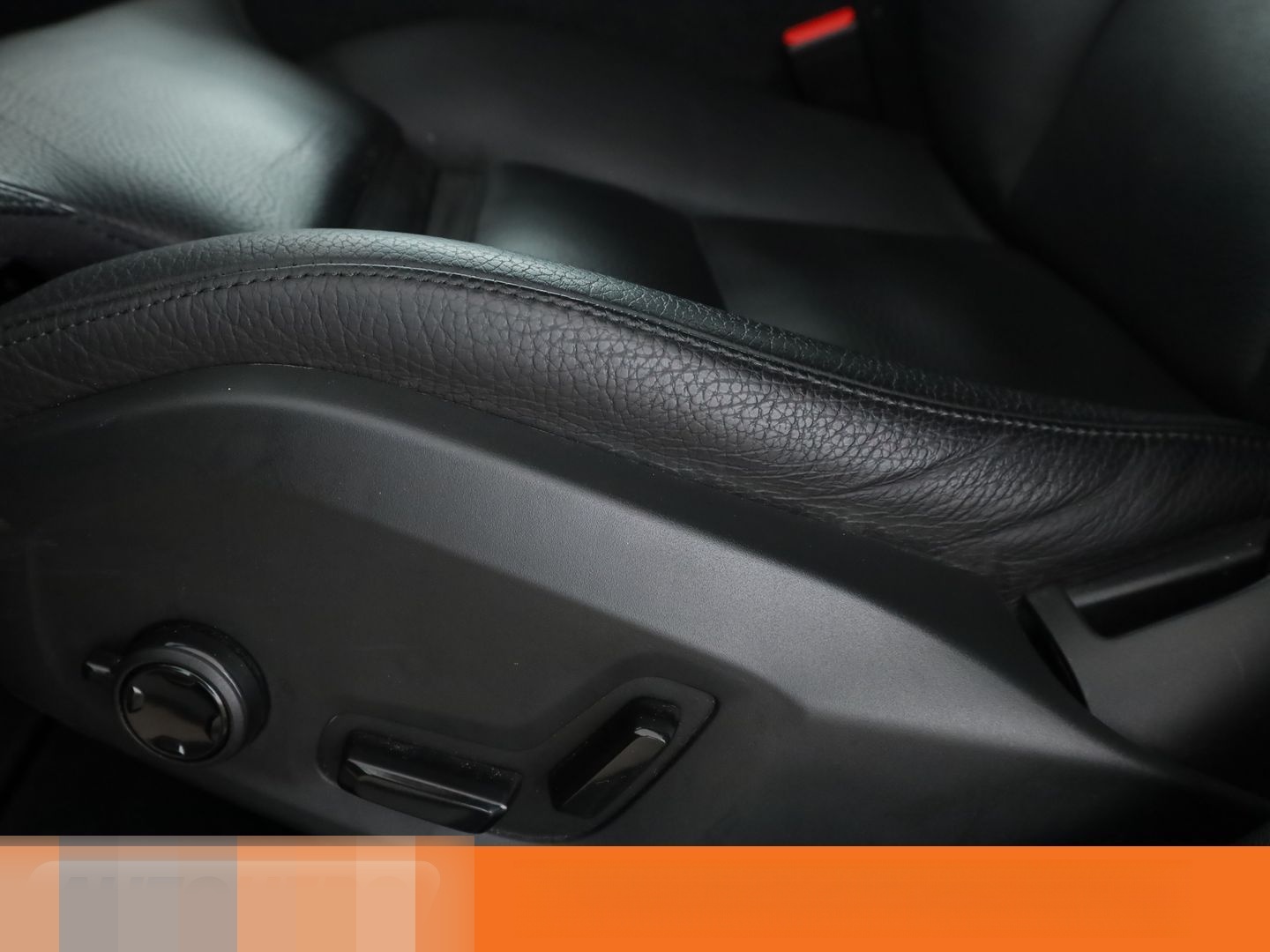 Volvo V60 2.0 B5 Mild-Hybrid Inscription AWD Aut*NAVI* foto 25