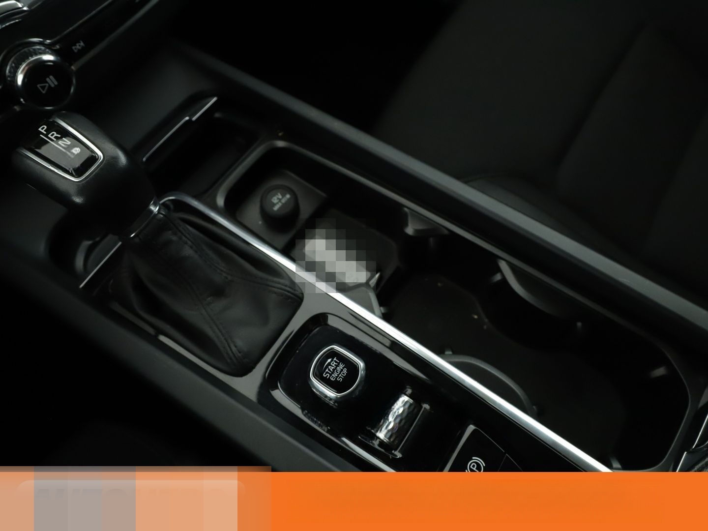 Volvo XC60 2.0 D4 Momentum 2WD Aut.*NAVI*LED*360CAM* foto 24