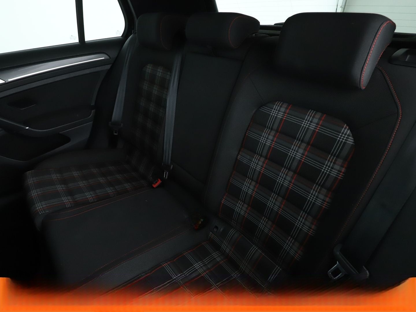 Volkswagen Golf VII 2.0 TSI GTI Performance BM*LED*PDC*SHZ* foto 14
