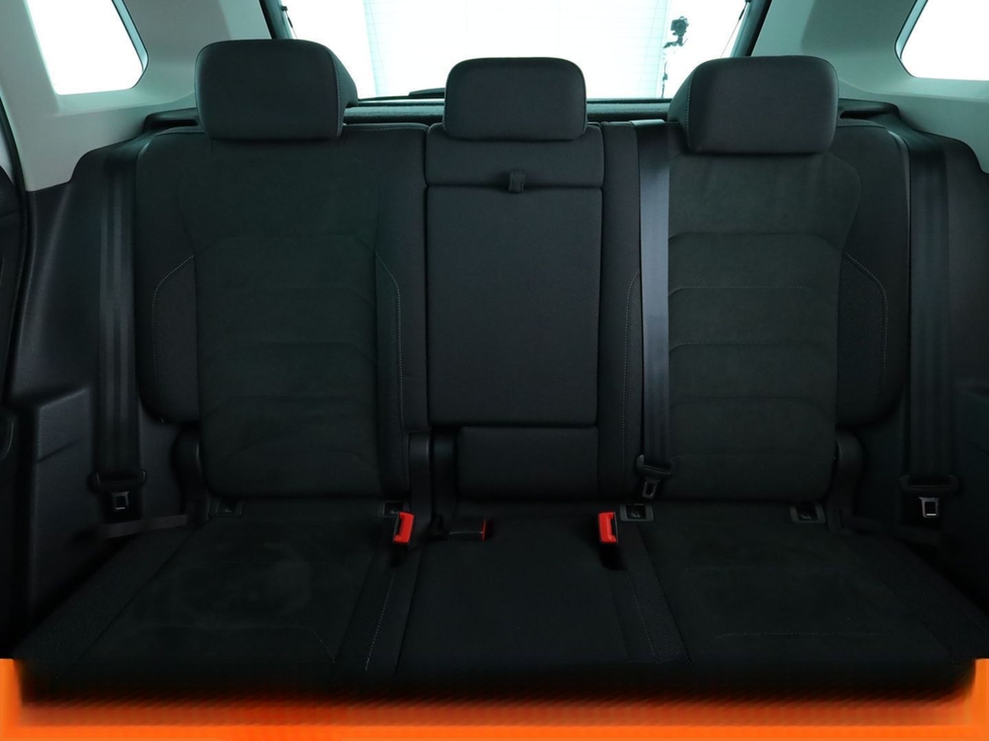 Volkswagen Tiguan 1.5 TSI ACT Highline BlueMotion Aut.*LED* foto 16