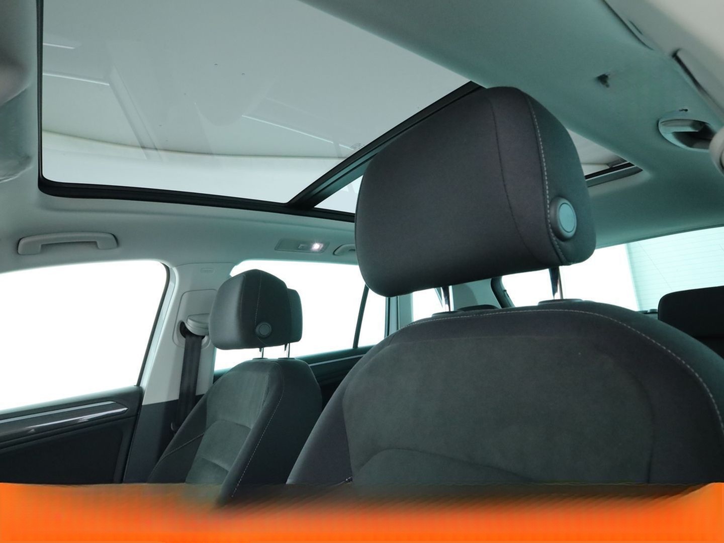 Volkswagen Tiguan 1.5 TSI ACT Highline BlueMotion Aut.*LED* foto 34