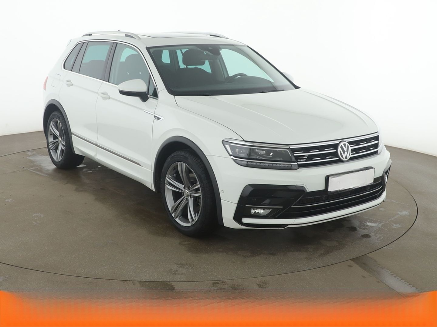 Volkswagen Tiguan 1.5 TSI ACT Highline BlueMotion Aut.*LED* foto 8