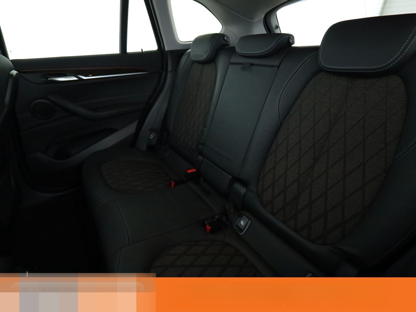 BMW X1 sDrive 20d xLine Aut.*NAVI*LED*HUD*TEMPO*PDC* foto 14