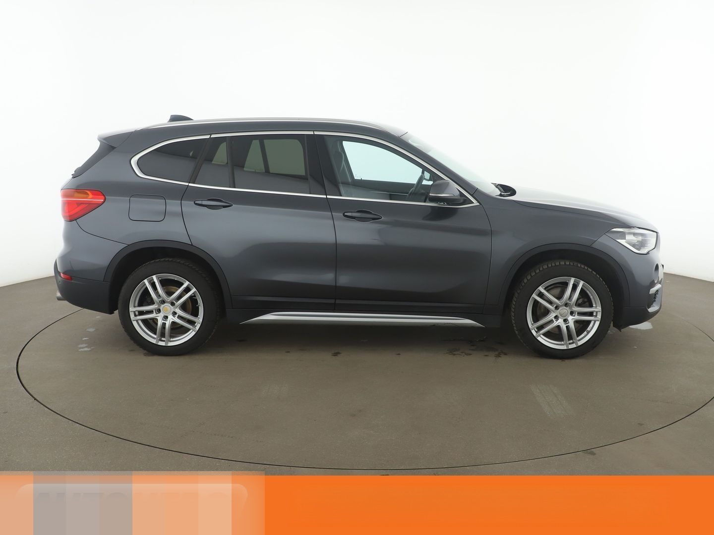 BMW X1 sDrive 20d xLine Aut.*NAVI*LED*HUD*TEMPO*PDC* foto 7