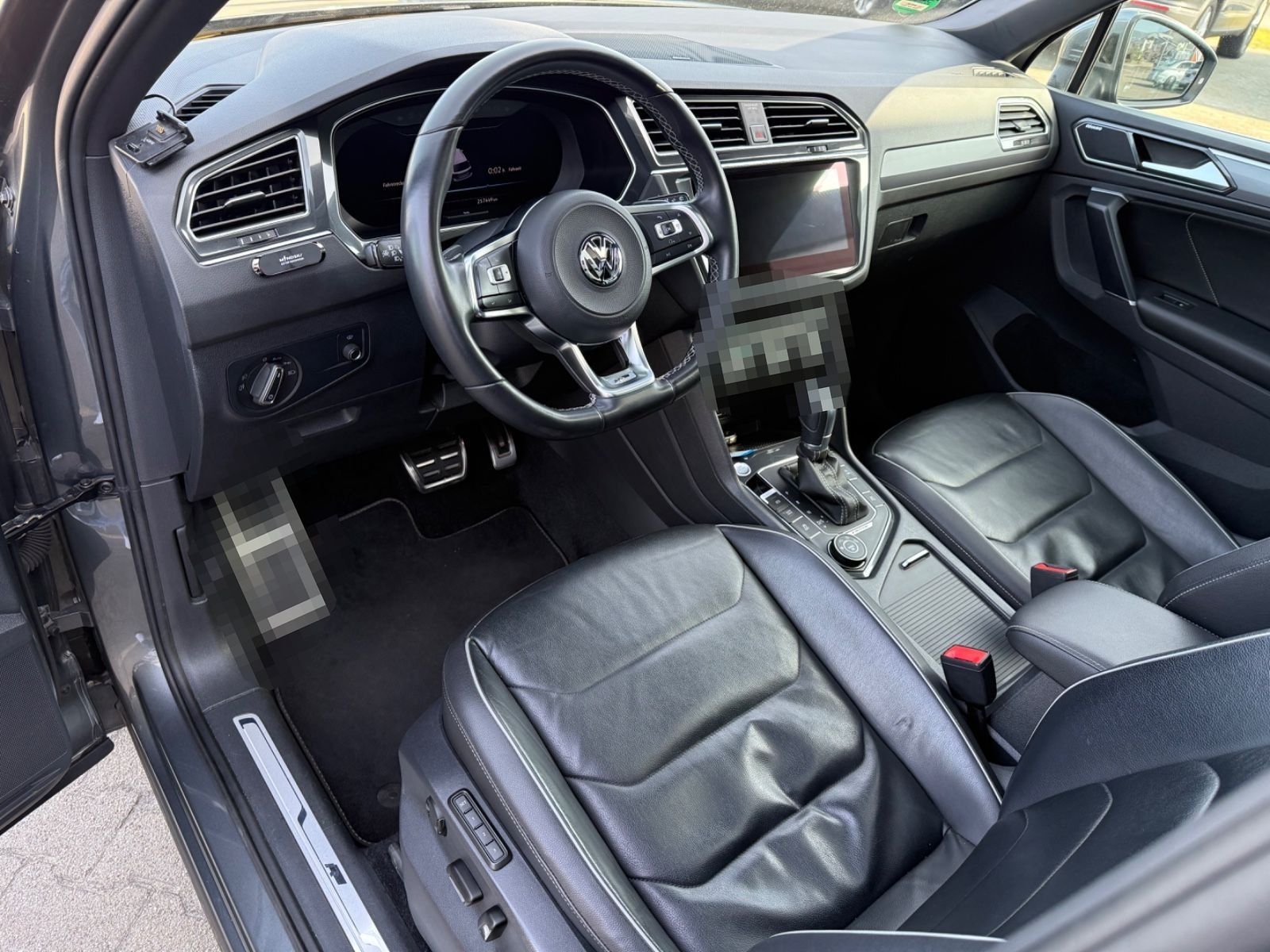 Volkswagen Tiguan R Line 4Motion Pano/360°/HUD/AHK/ACC/SHZ foto 11