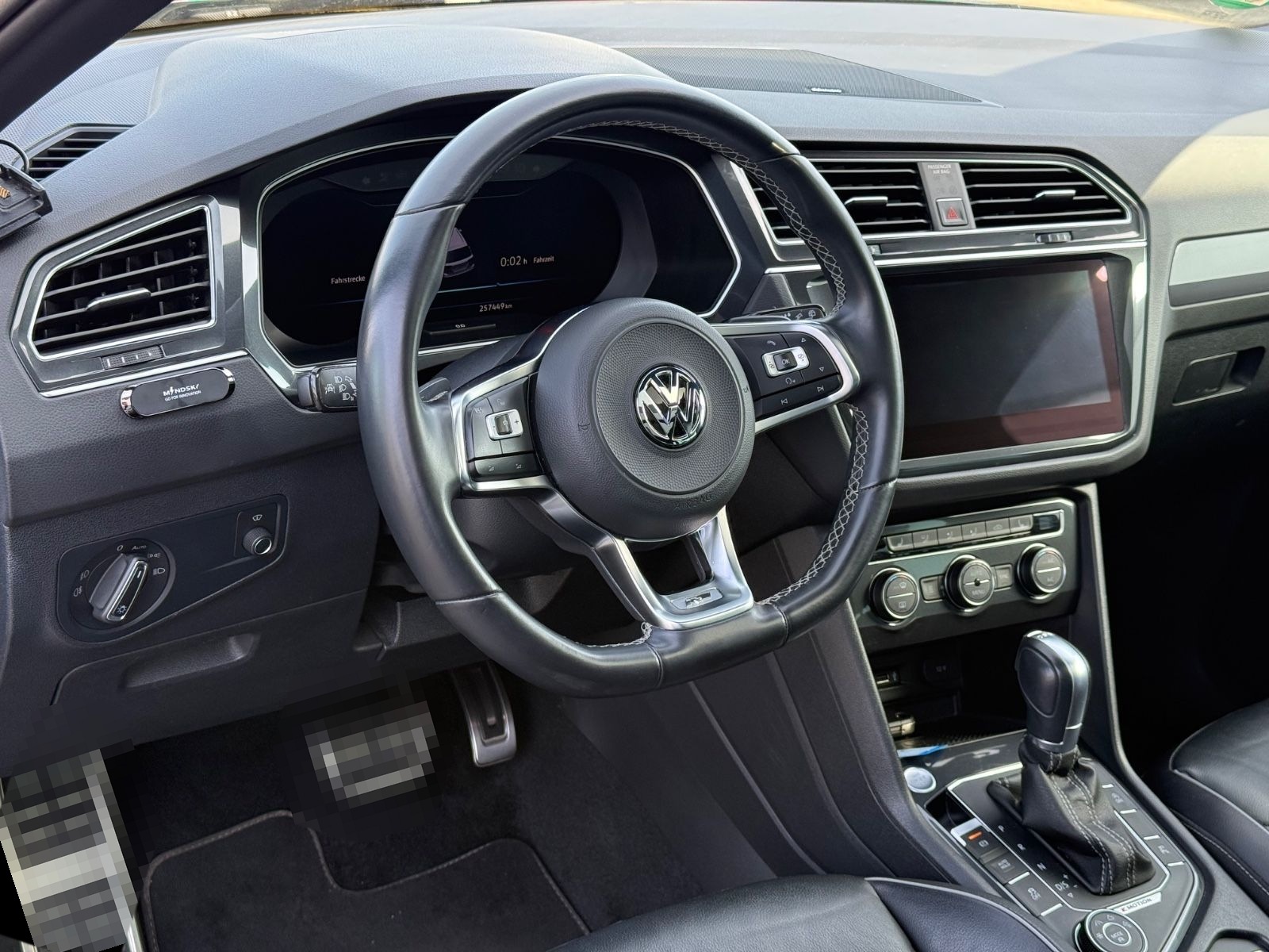 Volkswagen Tiguan R Line 4Motion Pano/360°/HUD/AHK/ACC/SHZ foto 14