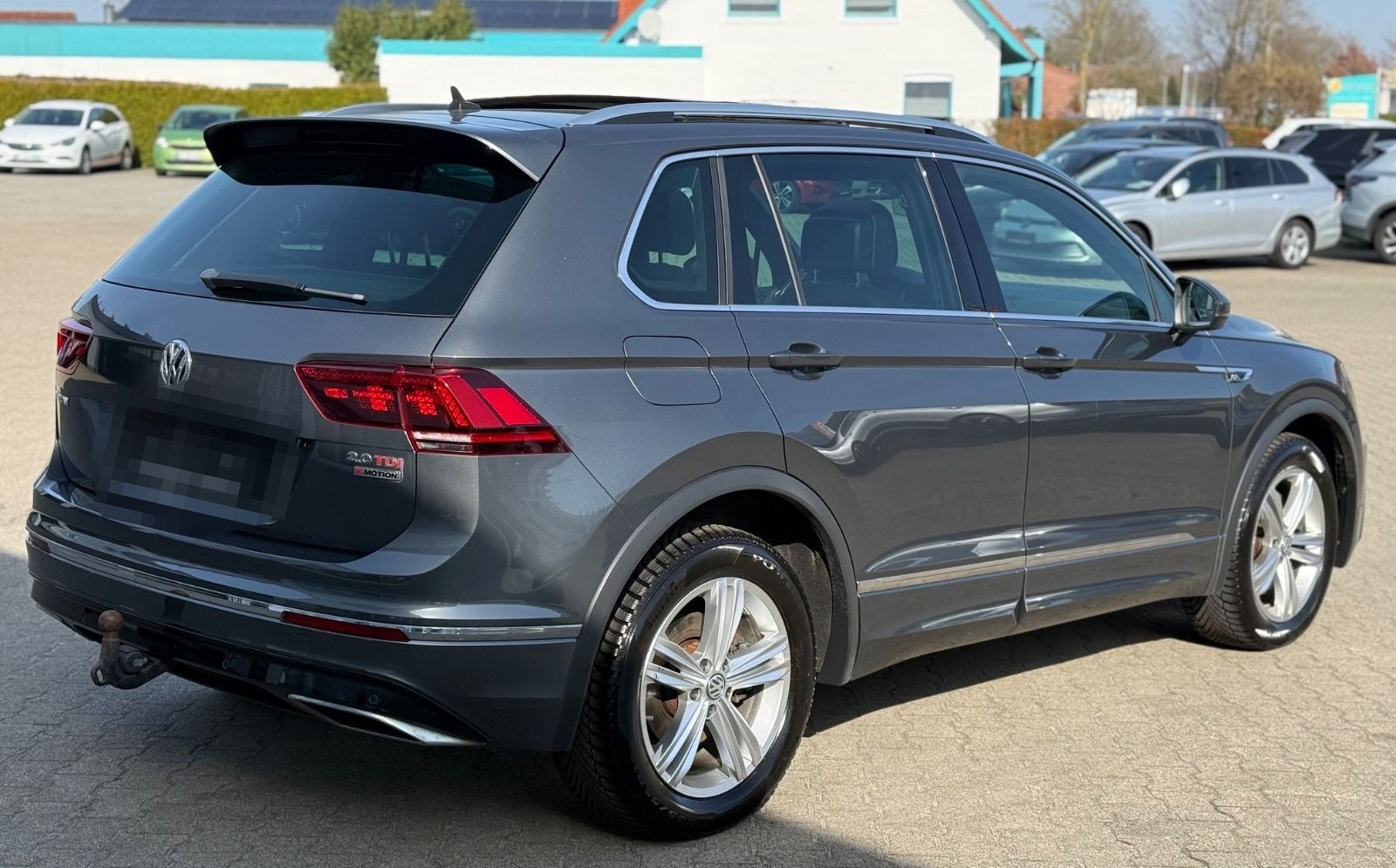Volkswagen Tiguan R Line 4Motion Pano/360°/HUD/AHK/ACC/SHZ foto 5