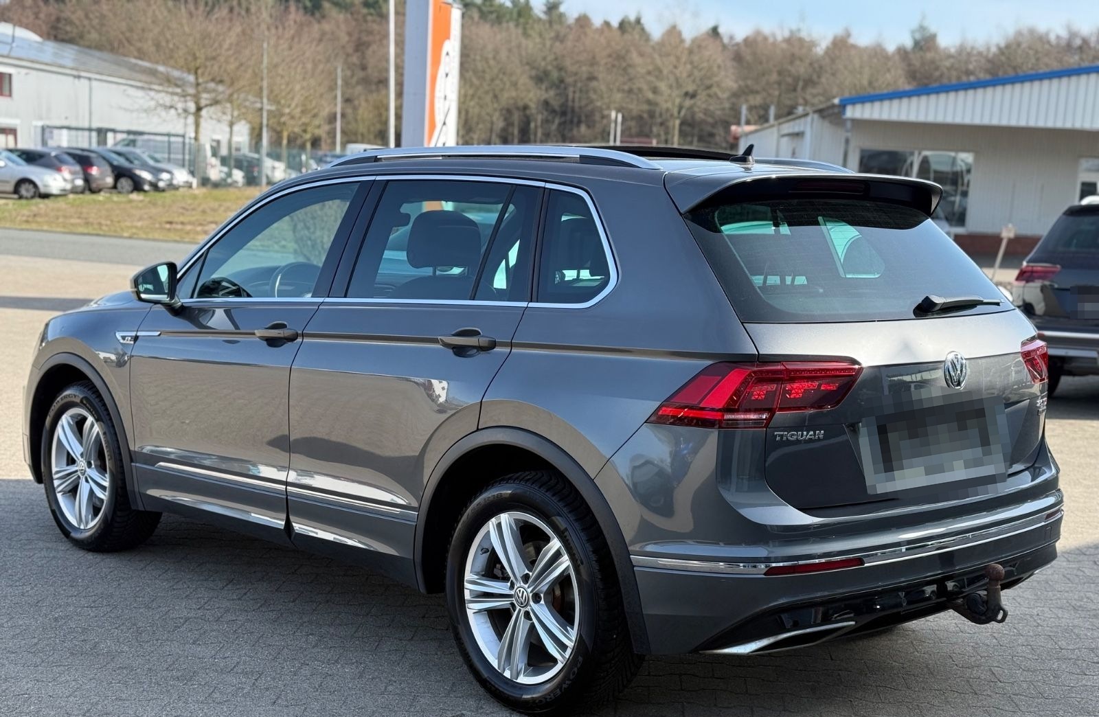 Volkswagen Tiguan R Line 4Motion Pano/360°/HUD/AHK/ACC/SHZ foto 7